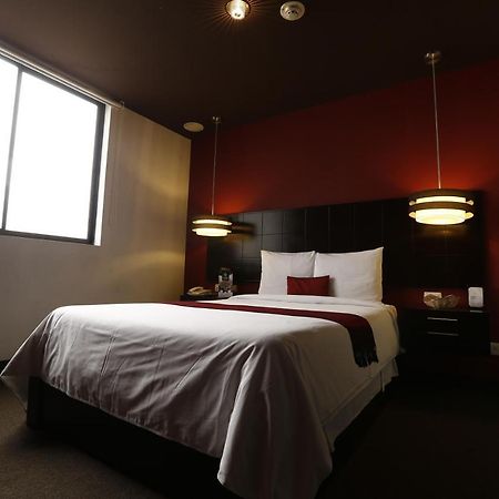 לימה Hotel Ginebra מראה חיצוני תמונה