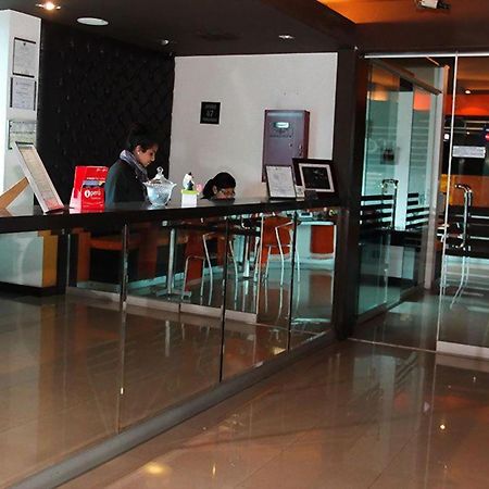 לימה Hotel Ginebra מראה חיצוני תמונה