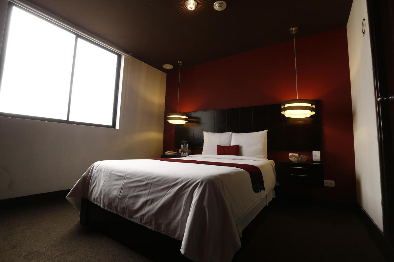 לימה Hotel Ginebra מראה חיצוני תמונה