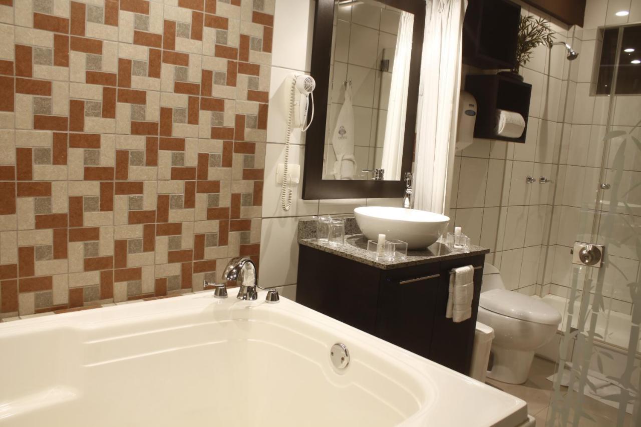 לימה Hotel Ginebra מראה חיצוני תמונה