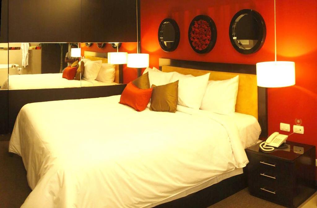 לימה Hotel Ginebra מראה חיצוני תמונה