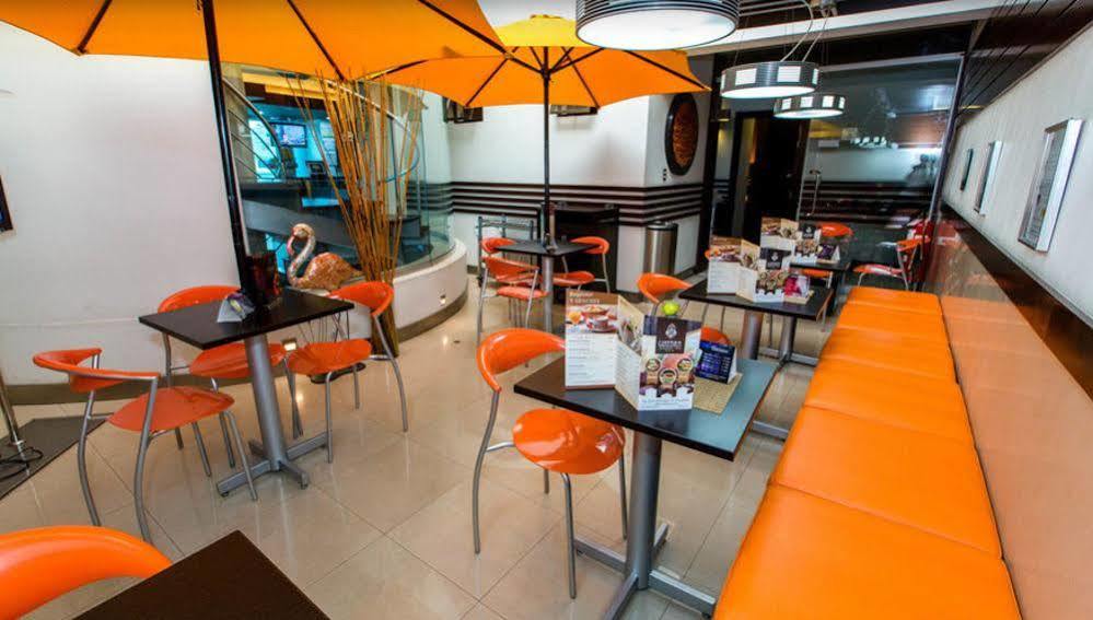 לימה Hotel Ginebra מראה חיצוני תמונה