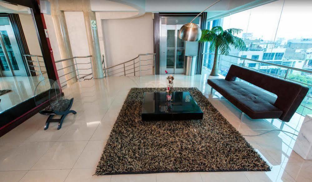לימה Hotel Ginebra מראה חיצוני תמונה